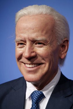 BUKOVEL, UKRAINE, 5 Ekim 2022: Amerikan politikacı ve şu anki Amerika Birleşik Devletleri Başkanı Joseph Robinette Biden 'ın balmumu figürü