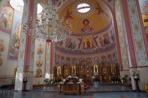 КОЛОМИЯ, УКРАИНА, 18 августа 2022 года: Собор Преображения Христова Украинской Греко-Католической Церкви в г. Коломыя, Ивано-Франковская область