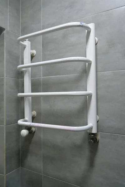 Toalheiro Aquecido Banheiro — Fotografia de Stock