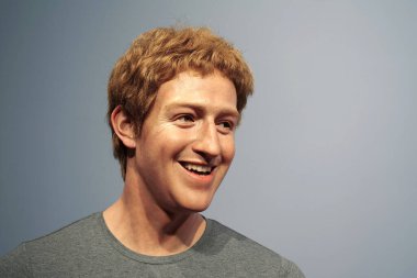 BUKOVEL, UKRAINE, OKTOBER 13, 2022: Mark Elliot Zuckerberg 'in ağda figürü, dünyaca ünlü Amerikalı iş adamı, İnternet girişimcisi ve hayırsever, ortak kurucu sosyal medya web sitesi Facebook