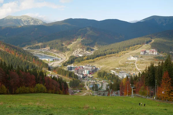 Bukovel Carpathian Mountains Ukraine Října 2022 Panoramatický Výhled Bukovel Překrásná — Stock fotografie
