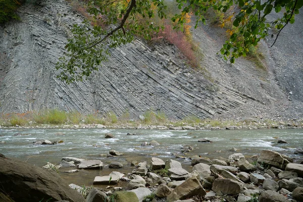 Prut Nehri Dağ Yaremche Ukrayna Katlanır Yaremche Kıvrımları Olarak Bilinir — Stok fotoğraf
