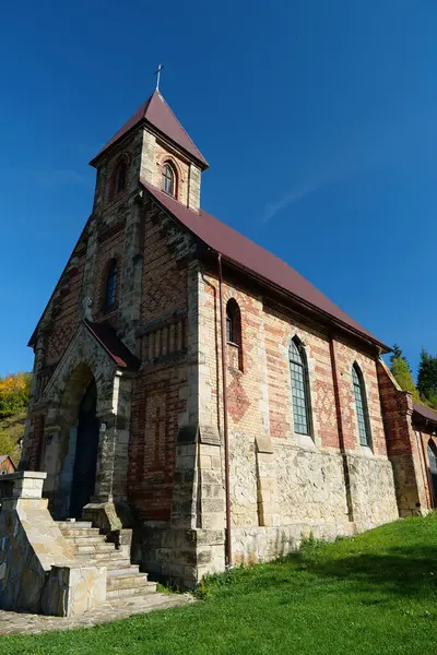 stock image Church of the Assumption of the Blessed Virgin Mary in Vorokhta city in western Ukraine