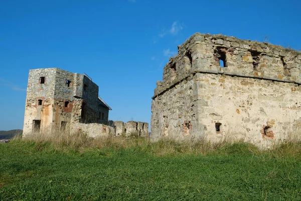 Ancient Stone Towers Pniv Castle Medieval Historical Object Ivano Frankivsk — Foto Stock