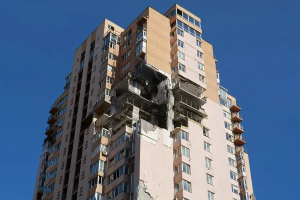 Kyiv Ukraine May 2022 Russian Missile Damaged Multi Storey Dwelling — Stock fotografie