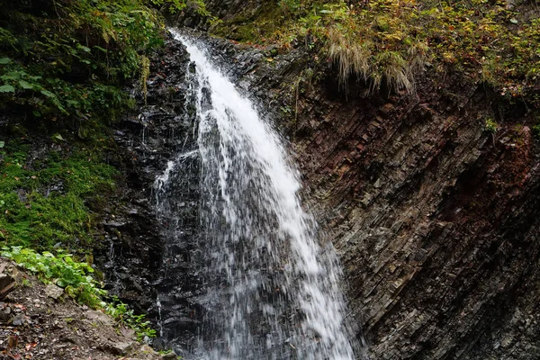 Zhenetskyi Huk Wasserfall Oder Der Huk Wasserfall Zhenets Fluss Karpaten — Stockfoto