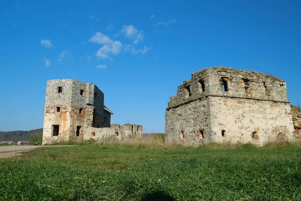 Stone Tower Pniv Castle Medieval Historical Object Ivano Frankivsk Region — Foto de Stock