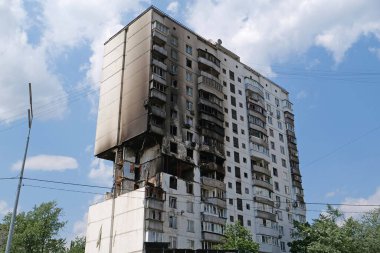 Bir apartman dairesinde gaz patlaması sonrası oluşan hasarlar. Ukrayna 'nın başkenti Kyiv' de gaz ocaklı bir ev. Gaz sızıntısı ve patlama oldu.