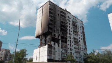 Gaz sızıntısı ve patlama sonucu birkaç apartmanın yıkılması.