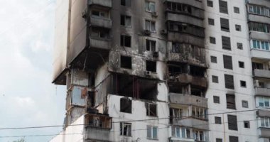 Korkunç bir trajedi. Bir apartman dairesinde gaz patlaması sonrası hasar. Ukrayna 'nın başkenti Kyiv' de gaz ocaklı bir ev. Gaz sızıntısı ve patlama oldu. Sinema 4K 60fps video