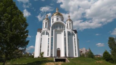St. Andrew Pyervozvannoho Kilisesi ve Bucha kasabasındaki All Saints, Kyiv Bölgesi, Ukrayna