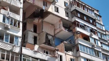 Gaz patlaması sonucu evin tahrip edilmesi.