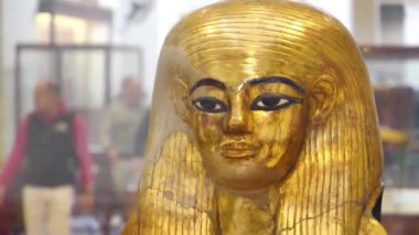 EGYPT, CAIRO, 10 ARALIK 2019: Kahire 'deki Mısır antik müzesinden Antik Mısır sergileri