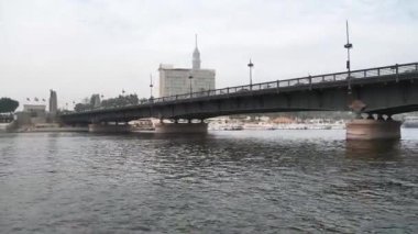 EGYPT, CAIRO, 11 Aralık 2019: Kahire, Mısır 'da Nil Nehri gezisi. Nil - Doğu Afrika 'da nehir, dünyanın en uzun nehri.