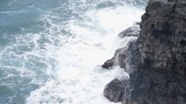 Tenerife adasının kayalık kıyıları, Kanarya adaları, Atlantik okyanusu, İspanya