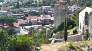 Eski Bar kasabası - Karadağ 'da büyük bir şehir ve liman
