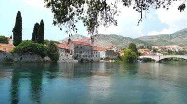 Trebinje kenti ve Trebisnjica nehri, Sırp Cumhuriyeti, Bosna-Hersek