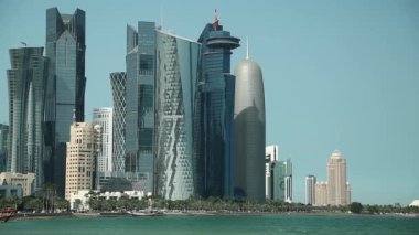 Finans bölgesinde Corniche seti, Doha Bay, Katar, Basra Körfezi, Arap Yarımadası, Orta Doğu