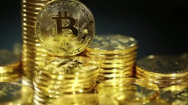 Şifreli para birimi Altın Bitcoin, BTC, Bit Coin. Bitcoin Macro shot 'ı. Engelleme teknolojisi, bitcoin madencilik kavramı