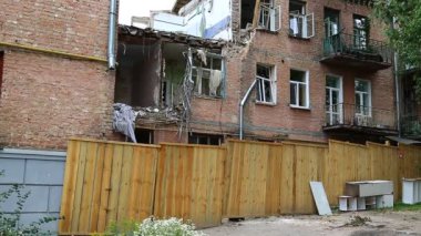 Ukrayna, Kiev 'deki gaz patlaması sonrası yıkıntılar. Evin gaz patlaması sonucu tahrip edilmesi, bina yıkılacak.