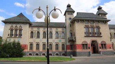 Poltava, Ukrayna 'da yerel tarih müzesi. Poltava bölge müzesi, Ukrayna 'nın en eski ve en zengin müzelerinden biri.