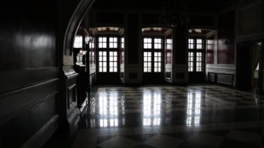 UKRAINE, ZBARAZH, 25 Mart 2017: 1626-1631 yılları arasında Zbarazh Kalesi 'nin içinde, Galiçya' nın tarihi bölgesinde Polonya-Litvanya Bağımsız Devletleri zamanında inşa edilmiş, güçlendirilmiş bir savunma kalesidir.