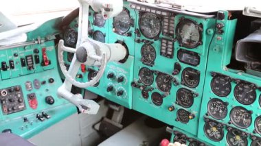 Eski uçak Instruments panel, Sovyetler Birliği beri eski uçağın iç. Eski uçak kabin