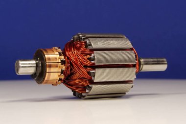 Ev aletlerinden bakır bobinli elektrikli motor pervanesi.