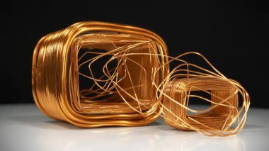 Bakır virajlar elektrik transformatörlerinden farklı boyutlarda. Bakır, cuprum - kimyasal element, demir olmayan metal