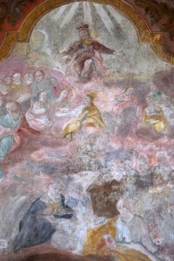 Hırvatistan 'ın Sesvete kentindeki All Saints kilisesinde ana mihrap, fresk