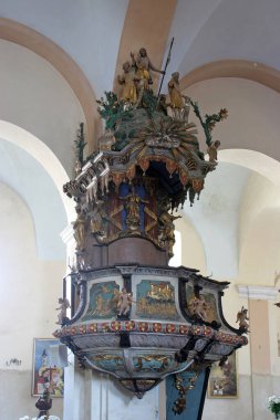 Hırvatistan 'ın Cazma kentindeki St. Mary Magdalene Kilisesi' nde kürsü