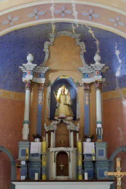 Hırvatistan 'ın Risvica kentindeki Kar Leydimizin Şapeli' nin ana sunağı.