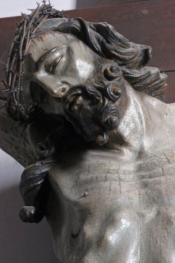 Hırvatistan 'ın Karlovac kentindeki Kutsal Üçleme Kilisesi' ndeki haç.