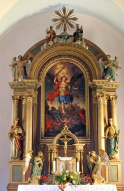 Aziz Michael 'ın sunağı Hırvatistan' ın Gornje Prekrizje kentindeki Aziz Michael ve Ann kilisesinde