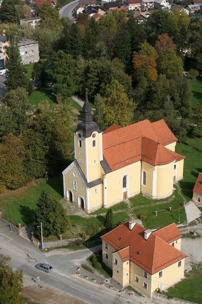 克罗地亚伊万诺维奇圣玛格达莱娜教区教堂 — 图库照片