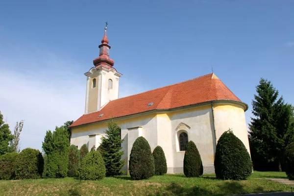 Farní Kostel Nejsvětějšího Srdce Ježíše Svatého Ladislava Mali Raven Chorvatsko — Stock fotografie