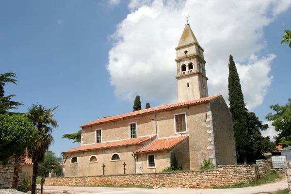 Iglesia Parroquial San Juan Bautista Labinci Croacia —  Fotos de Stock