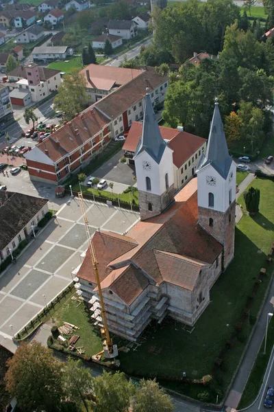 クロアチア カズマの聖マグダレナ教区教会 — ストック写真
