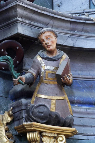 Статуя Святого Алтаре Четырнадцати Святых Помощников Церкви Святой Екатерины Александрийской — стоковое фото