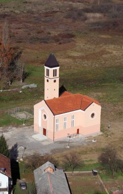 Hırvatistan 'ın Gvozd kentinde Aziz Peter ve Paul Kilisesi