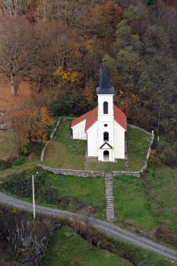 Hırvatistan 'ın Gvozdansko kentinde Aziz Philip ve Yakup Kilisesi