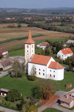 Hırvatistan 'ın Ludina kentindeki Aziz Mikail Kilisesi