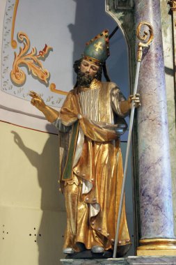 Aziz Nicholas, Hırvatistan 'ın Mace kentindeki Meryem Ana Kilisesi' ndeki Aziz Roch mihrabında bir heykel.