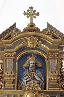 Baba Tanrı, Hırvatistan 'ın Velika Pisanica kentindeki İsa' nın Kutsal Kalbi kilisesinin mihrabı.