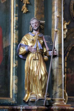 Hırvatistan 'ın Cazma kentindeki Saint Mary Magdalene Kilisesi' nde Aziz Roch 'un mihrabındaki Aziz James heykeli