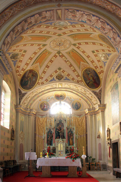 Приходская церковь Покрова Пресвятой Богородицы в Могильно, Хорватия