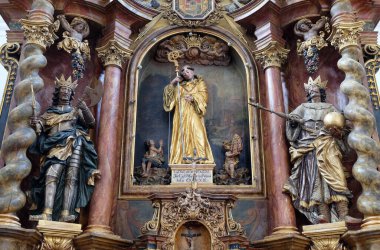 Hırvatistan 'ın Kotari kentindeki Noblac Kilisesi' nin ana mihrabı.