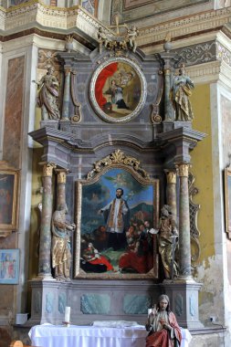 Aziz Francis Xavier 'in sunağı Ludina' daki Aziz Mikail Kilisesi Başmeleği