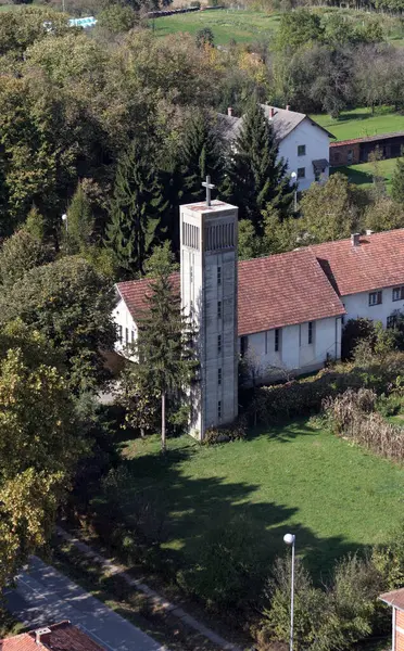 Hırvatistan 'ın İvanovo Selo kentindeki İsa' nın Kutsal Kalbi Kilisesi