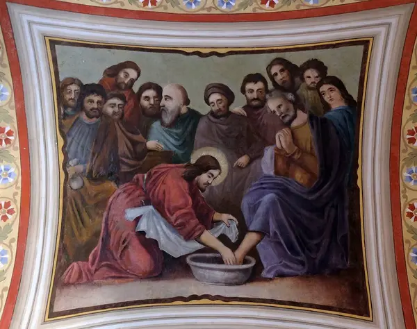 Tanrım Peter, açık havada Stitar, Hırvatistan aziz Matthew kilise metrelik yıkar